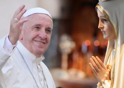 Vídeo de la consagración al Corazón de María con el Papa Francisco